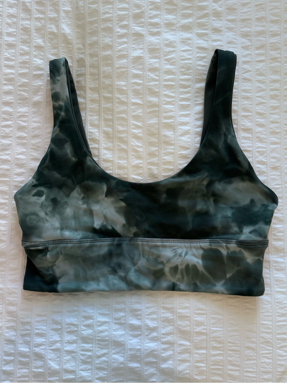 FREE SHIPPING Lululemon Align Reversible Sports Bra - 6